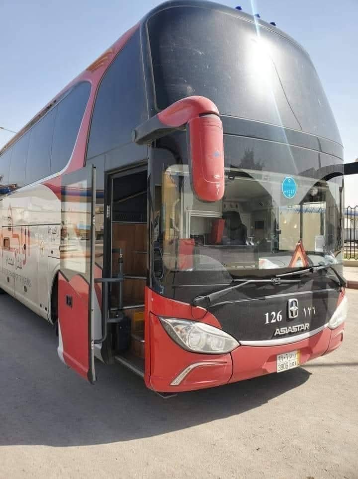 باص الرواد من الخارج
